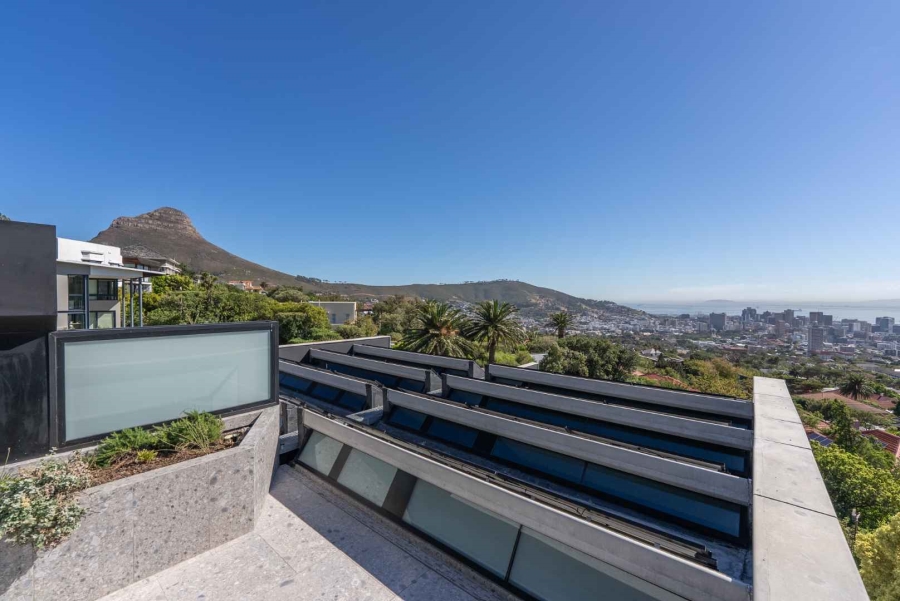 3 Bedroom Property for Sale in Oranjezicht Western Cape